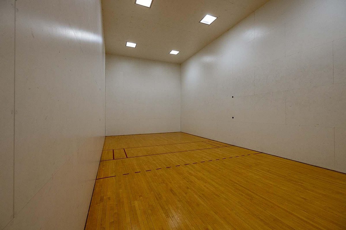 MVP Athletic Clubs, Racquetball