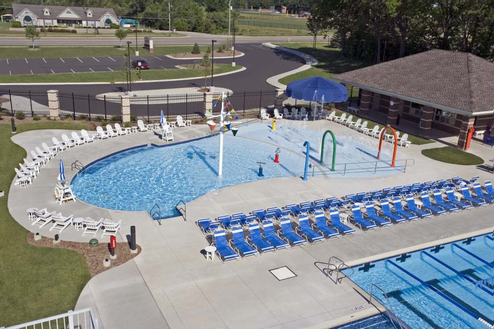 MVP Sports Clubs | Summer Outdoor Pool Membership