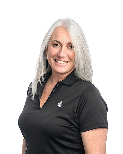 Headshot of Kristeen