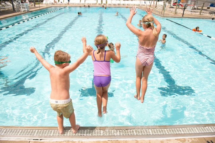 MVP Athletic Clubs, Outdoor Pools