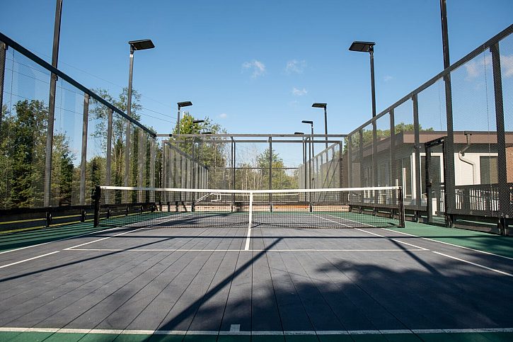 MVP Crahen, platform tennis courts